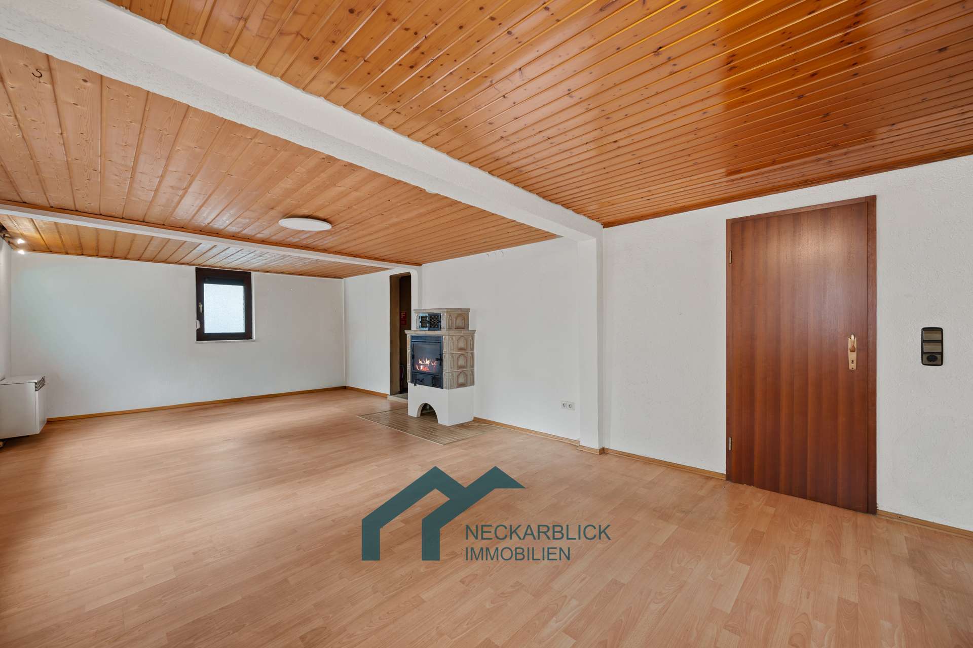 Raumwunder mit Entwicklungspotenzial in Top Lage!, Stuttgart – Bild 1