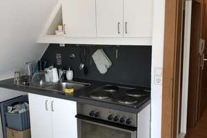Feuerbach, helle 3 Zimmer Dachgeschoß- Wohnung in ruhiger Lage, mit toller Aussicht – Die vollständige Adresse der Immobilie erhältst du vom Anbieter., 70469 Lemberg/Föhrich, Stuttgart – Vorschaubild 4