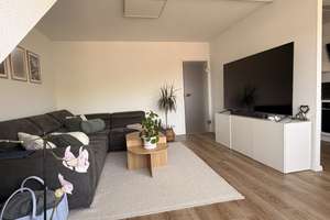 Moderne 3-Zimmer-Dachgeschosswohnung  mit Balkon im Duisburger Süden – Die vollständige Adresse der Immobilie erhältst du vom Anbieter., 47259 Hüttenheim, Duisburg – Vorschaubild 2