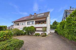 Moderne 2,5-Zimmer-Dachgeschosswohnung mit Stellplatz in Eil – 51145 Eil, Köln – Vorschaubild 10