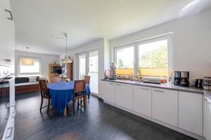 Hochwertige & barrierearme Mietwohnung mit großem Westbalkon in Top-Lage der Lüner City – Die vollständige Adresse der Immobilie erhältst du vom Anbieter., 44536 Mitte, Lünen – Vorschaubild 9