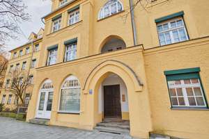 Altbaucharme trifft Zukunftsperspektive! 3,5-Zimmerwohnung mit Loggia im denkmalgeschützten Haus – Die vollständige Adresse der Immobilie erhältst du vom Anbieter., 81669 Ramersdorf, München – Vorschaubild 19