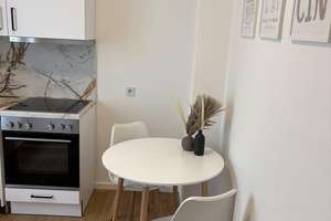 Wunderschöne möblierte 2,5 Zimmer Wohnung auf der Schanze – Lindenallee 36D, 20259 Eimsbüttel (Ortsteil), Hamburg – Vorschaubild 2
