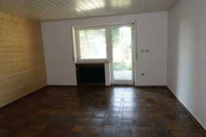 WOHNEN AUF EINER EBENE: ruhiges EFH mit großem Garten und Garage – Mühldorf am Inn (Kreis) – Vorschaubild 3