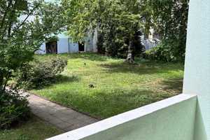 Freundliche und sanierte 2-Raum-Wohnung mit Balkon in Magdeburg – Stolzestr. 11, 39108 Magdeburg – Vorschaubild 1