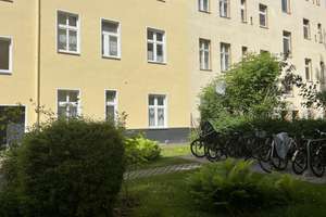 Gemütliche, kleine Wohnung nahe Siemens in ruhiger Seitenstraße – Die vollständige Adresse der Immobilie erhältst du vom Anbieter., 13629 Siemensstadt, Berlin – Vorschaubild 2