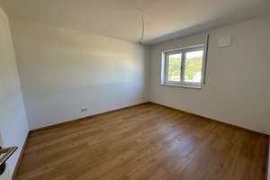 Modernes Reihenmittelhaus mit Garten und Carport in Wörth an der Donau – Zeininger Weg 10, 93086 Wörth an der Donau – Vorschaubild 18