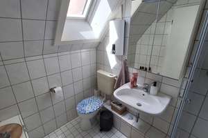 Wohnen in der historischen Altstadt von Rinteln 3-Zimmer-Dachgeschosswohnung – Ritterstraße 7, 31737 Rinteln – Vorschaubild 2
