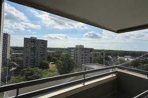 Modernisierte 3,5-Zimmer-Wohnung mit Balkon in Mörfelden-Walldorf von PRIVAT