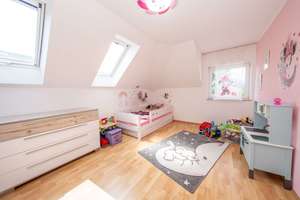 Familienglück in Bestlage:  Stilvolles Haus mit Pool, Sauna & viel Platz – Im Winkel 38B, 51063 Mülheim (Ortsteil), Köln – Vorschaubild 11