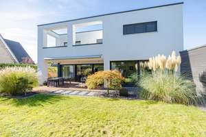 Wohnen, Leben, Wohlfühlen – stilvolle Bauhausvilla für die ganze Familie – Die vollständige Adresse der Immobilie erhältst du vom Anbieter., 48599 Gronau (Westfalen) – Vorschaubild 1