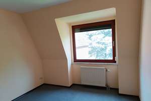4-Zimmer-Dachgeschosswohnung mit großem Südbalkon, Garage und eigenem Gartenanteil in Lichtenrade – Hanowsteig 36a, 12309 Lichtenrade, Berlin – Vorschaubild 24