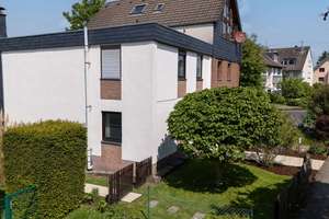 Charmantes Familiendomizil in Bestlage von Rondorf: 109m² Wfl. + 21m² Wintergarten mit Kaminofen – Die vollständige Adresse der Immobilie erhältst du vom Anbieter., 50997 Rondorf, Köln – Vorschaubild 31
