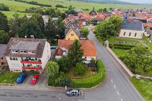 RUHE PUR IN BESTER FELDRANDLAGE! – Familienidyll mit Wintergarten, Weitblick und Natur in Fauerbach – Die vollständige Adresse der Immobilie erhältst du vom Anbieter., 35510 Butzbach – Vorschaubild 1