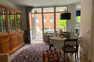 LIST | moderne 2-Zimmer-Wohnung mit Einbauküche, Balkon und PKW-Stellplatz in begehrter Lage
