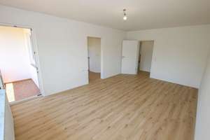 Erstbezug nach Kernsanierung – 2-Zimmer-Wohnung mit Balkon, Einbauküche & Stellplatz in Denzlingen – Emmendinger Straße 1, 79211 Denzlingen – Vorschaubild 3