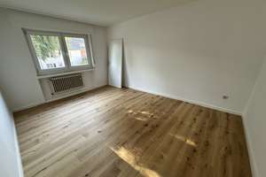 KÖLN-JUNKERSDORF: 3 ZIMMER / LUXUSAUSSTATTUNG / BESTWOHNLAGE / STADTWALDNAH – Die vollständige Adresse der Immobilie erhältst du vom Anbieter., 50858 Junkersdorf, Köln – Vorschaubild 7