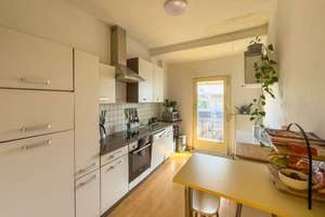 St. Jobst:  69 m² große, charmante Altbauwohnung mit sonnigem, ruhigen Balkon – Die vollständige Adresse der Immobilie erhältst du vom Anbieter., 90491 Sankt Jobst, Nürnberg – Vorschaubild 3