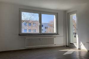 Moderne 2-Zimmer Wohnung mit Balkon in Baumheide – Schlehenweg 13, 33609 Heepen, Bielefeld – Vorschaubild 1