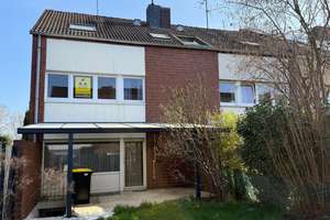 SANKT AUGUSTIN Zentrum, Einfam. Reiheneckhaus, 131 m² Wfl. 6 Zimmer, Vollkeller, Terrasse, Garten – Die vollständige Adresse der Immobilie erhältst du vom Anbieter., 53757 Sankt Augustin – Vorschaubild 1