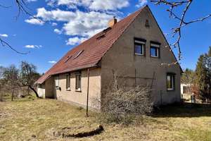 HORN IMMOBILIEN ++  Einfamilienhaus mit großem Grundstück dicht bei Pasewalk – Die vollständige Adresse der Immobilie erhältst du vom Anbieter., 17309 Pasewalk – Vorschaubild 3