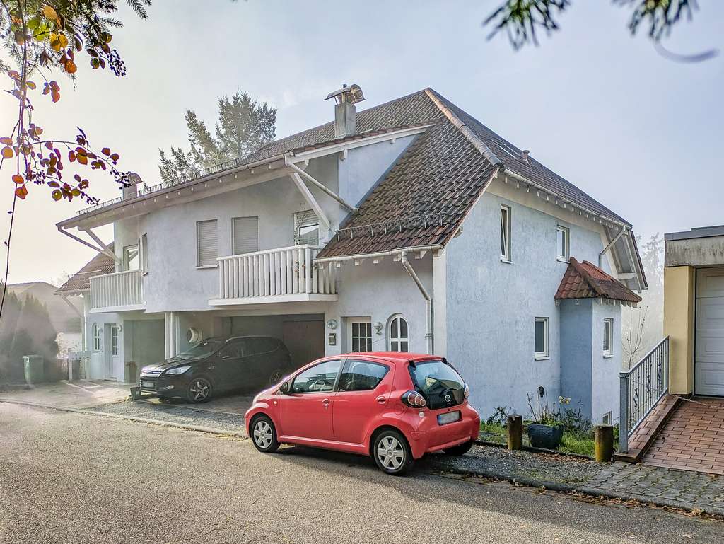 Immobilie in Wald-Michelbach - Aufgepasst:  Mehrfamilienhaus in ruhiger Nebenstraße mit phantastischer Aussicht! - Bild 1