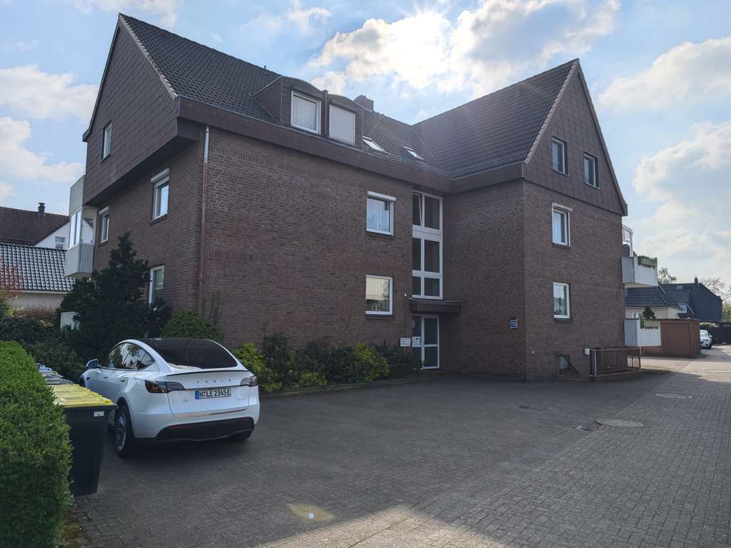 Attraktive 2-Zimmer-Wohnung mit Balkon und Einbauküche in Delmenhorst