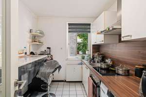 Charmante 3-Zimmer-Eigentumswohnung mit Balkon in begehrter Neustadt-Lage – Die vollständige Adresse der Immobilie erhältst du vom Anbieter., 28199 Hohentor, Bremen – Vorschaubild 3