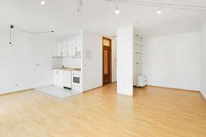 Urbane 1-Zi.-Wohnung in Heilbronner Citylage mit Süd-Balkon & TG-Stellplatz - ab sofort bezugsfrei – Die vollständige Adresse der Immobilie erhältst du vom Anbieter., 74072 Heilbronn, Heilbronn – Vorschaubild 2