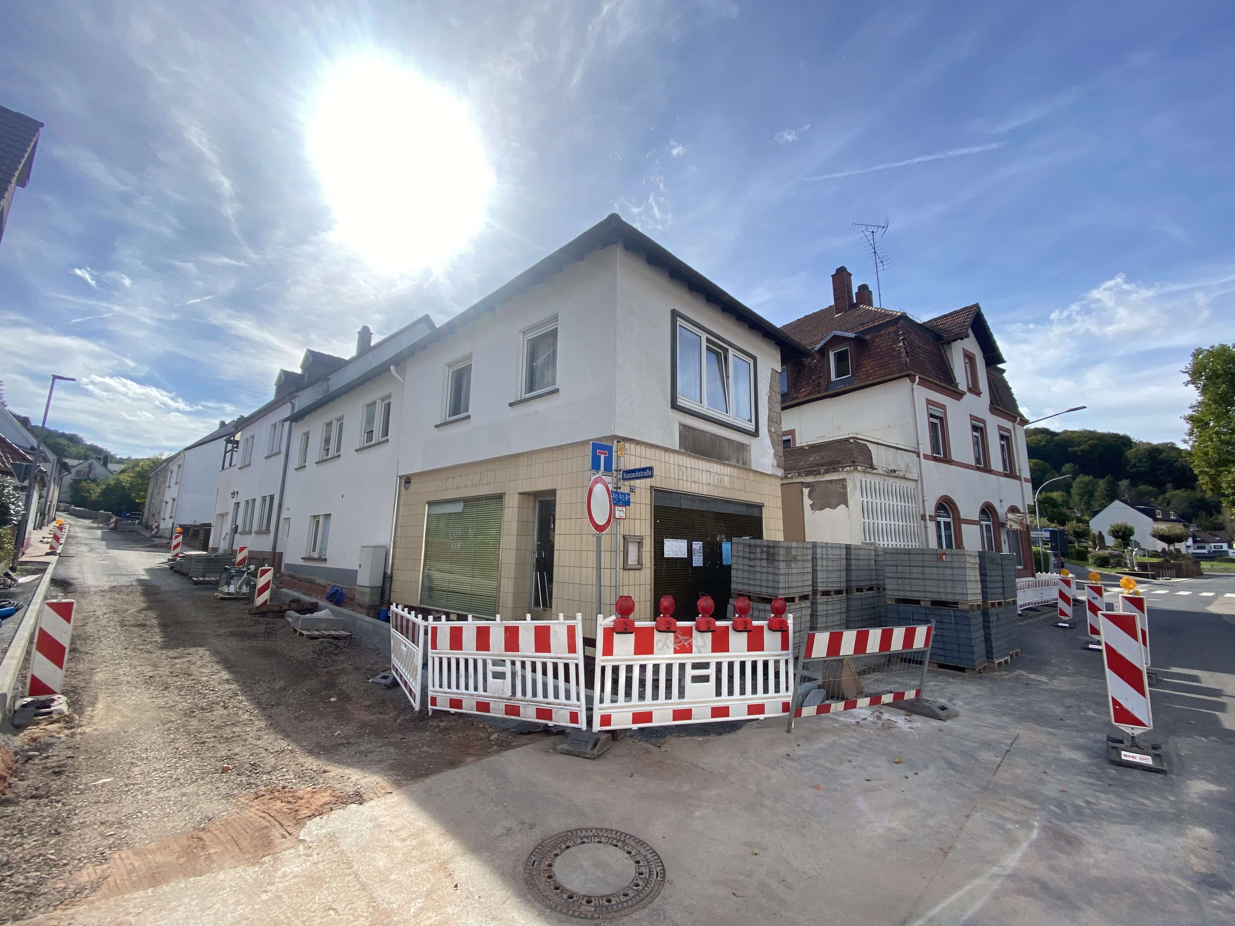 ++ Zweifamilienhaus | 160m2 | Renovierungsbedürftig ++, Pirmasens – Bild 3