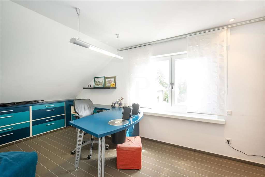 Immobilie in Wirges - Stilvolle Eigentumswohnung mit hochwertiger Einbauküche und Balkon in zentraler Lage - Bild 4