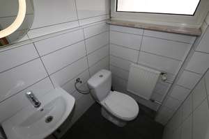 + Holzbüttgen + Reihenendhaus + Bj. 1970 + ca. 104 m² Wohnfläche + ca. 249 m² Grundstück + Garage + – Die vollständige Adresse der Immobilie erhältst du vom Anbieter., 41564 Kaarst – Vorschaubild 4