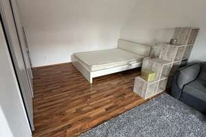 Frisch renovierte Wohnung für ein Paar, komplett möbliert und direkt bezugsfertig – Leimbergerstraße 12, 91052 Buckenhofer Siedlung, Erlangen – Vorschaubild 3
