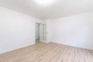 Interessantes Investment: Wohn- und Geschäftshaus in Toplage von Stuttgart-Feuerbach – Die vollständige Adresse der Immobilie erhältst du vom Anbieter., 70469 Feuerbach-Mitte, Stuttgart – Vorschaubild 4