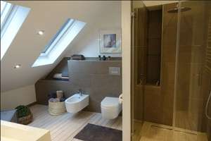 Charmantes, vollmöbliertes Dachgeschoss-Apartment: einfach einziehen und wohlfühlen – Frohnhofstraße 80, 50827 Ossendorf, Köln – Vorschaubild 7