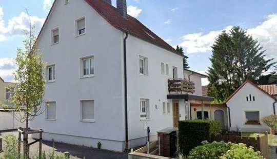 Bild von Zwei-Häuser-Ensemble mit fünf Wohneinheiten – solider Ertrag & viel Charme