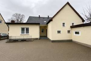 Zweifamilienhaus in Enger zu verkaufen – Die vollständige Adresse der Immobilie erhältst du vom Anbieter., 32130 Enger – Vorschaubild 2