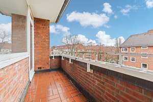 2-Zimmer-Wohnung, Balkon, Bad mit Fenster und Tiefgaragenstellplatz in Hamburg-Barmbek – Geierstraße 22, 22305 Barmbek-Nord, Hamburg – Vorschaubild 8