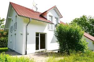 Charmantes Einfamilienhaus in ruhiger Lage – Die vollständige Adresse der Immobilie erhältst du vom Anbieter., 78628 Rottweil – Vorschaubild 7