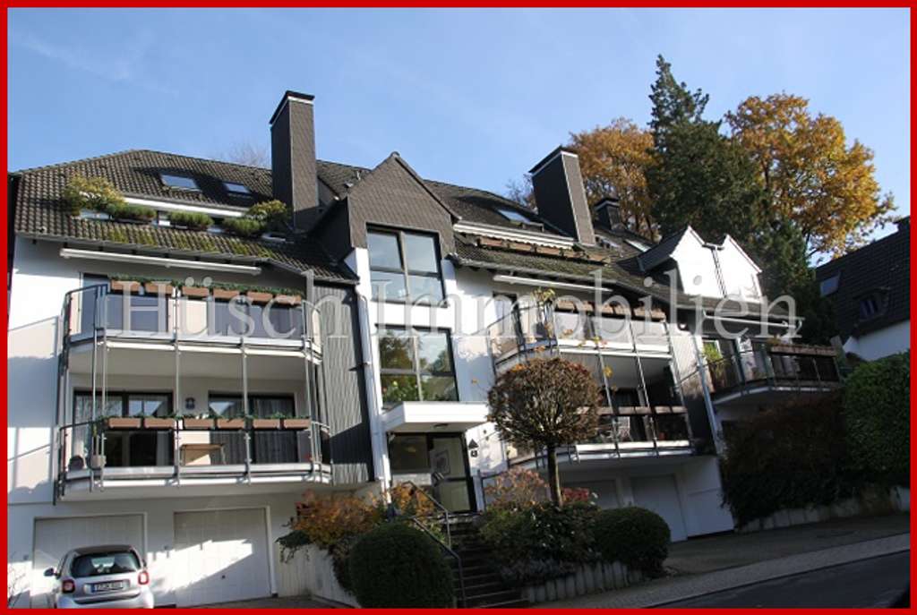 Ein Wohntraum als Maisonette!  2 Zimmer, Balkon, ca. 106 QM Wohnfl. in Essen-Heiligenhaus/Werden! .