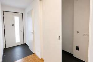 Stilvolle Wohnung mit riesiger Terrasse und Garten in TOP Lage – 70563 Vaihingen-Mitte, Stuttgart – Vorschaubild 9