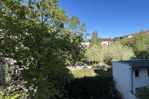 Ab sofort helle 3-Zimmer-Wohnung mit großem Balkon und Weitblick ins Grüne. Provisionsfreie – Wiederitzscher Straße 21, 4155 Gohlis-Süd, Leipzig – Vorschaubild 67