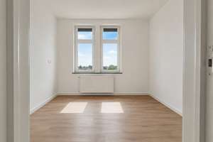 Wohnen über den Dächern: 3,5 Zimmer mit Altbaucharme – Die vollständige Adresse der Immobilie erhältst du vom Anbieter., 28207 Hastedt, Bremen – Vorschaubild 2