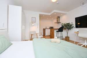 Modern möbliertes Apartment mit Balkon in Stuttgart Mitte