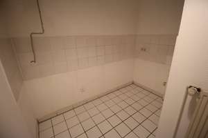 EXKLUSIV BILK NÄHE UNI HELL + RUHIG ERDGESCHOSS MIT TERRASSE KOMPLETT PARKETT WANNENBAD TG-STELLPL. – Himmelgeister Straße 179, 40225 Flehe, Düsseldorf – Vorschaubild 5