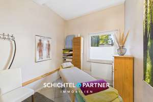 Vegesack | Mehrfamilienhaus mit Gewerbe, Garagen und großem Grundstück – Die vollständige Adresse der Immobilie erhältst du vom Anbieter., 28755 Fähr-Lobbendorf, Bremen – Vorschaubild 11