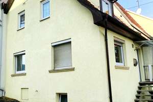 Charmante 3-Zimmer-Doppelhaushälfte in Engstingen – Neues Dach, EBK & Natur direkt um die Ecke!