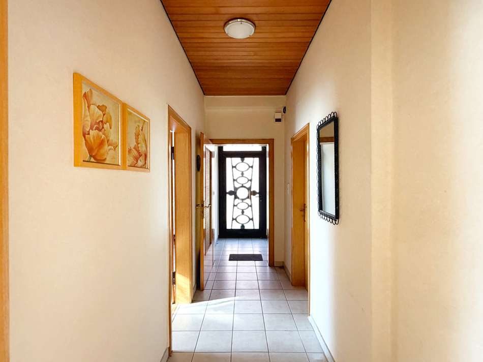 weiterer Hausflur