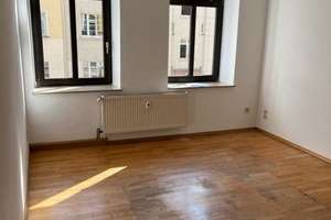 Hell 2-Zimmer-Wohnung mit Badewanne in Leipzig-Connewitz – Zwenkauer Straße 20, 4277 Connewitz, Leipzig – Vorschaubild 1