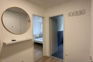 Sofort verfügbar! Möbliertes WG-Zimmer mit Balkon in 3er-WG – Die vollständige Adresse der Immobilie erhältst du vom Anbieter., 80935 Lerchenau-Ost, München – Vorschaubild 3
